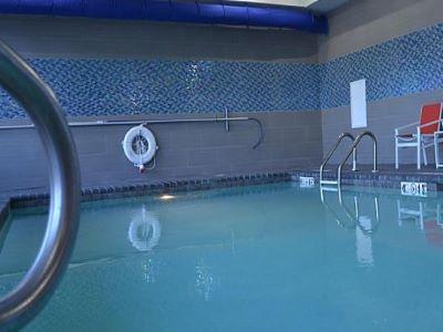 Holiday Inn Express Hotel & Suites Knoxville By Ihg Екстериор снимка